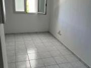 A louer bel appartement F2 au rdc dans résidence...