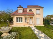 À louer ? Belle maison familiale meublée de 7 pièces à... À louer ? Belle maison familiale meublée de 7 pièces à...