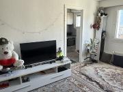 A louer dans un immeuble fraîchement rénové 3 pièces au 5ème