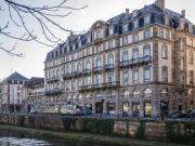 À LOUER ! EMPLACEMENT DE PARKING SUR LES QUAIS