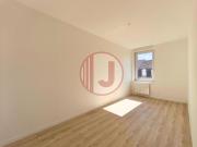 À louer Grand appartement 4 pièces rénové au 3ème étage