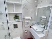 Studio Spacieux à Louer Meublé Av des Far