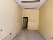 À louer local de 20m² et cave de 124m²