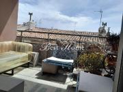 A louer Nîmes P3 non meublé d'environ 60 m2 avec...