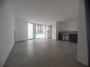 À LOUER RÉNOVÉ À NEUF