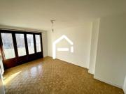 À louer: St Cyprien grand T2 de 47m² avec balcon, cave...