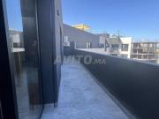 À Louer – Studio Neuf et Lumineux à CFC