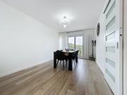 À louer:Superbe T4 rénové de 76 m2 avec balcon & loggias