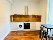 A LOUER T1 BIS meublé refait à neuf