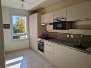 A louer très beau type 3 dans copropriété de standing...