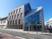 Local Professionnel 71 m2 avec parking Local Professionnel 71 m2 avec parking