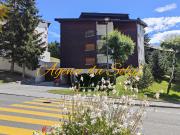 À louer uniquement à l'année, ce grand studio en...