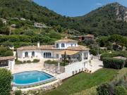 A louer villa de luxe à Vence avec 4 chambres et