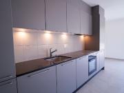 A loure 2.5 pces dans un immeuble Minergie