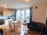 A lovely spacious 2 bed flat for rent!