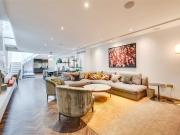 A luxurious and architecturally impressive four bedroom,...