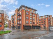 A luxury first floor apartment situated in Bridgeview...