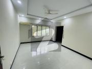 A Luxury Renovated House Available For Rent F 7