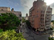 A METROS DEL PARQUE DE LAS TEJAS CON VISTA HACIA CDAD...