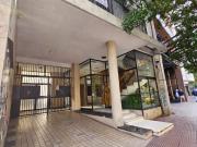 A METROS DEL PATIO OLMOS PISO COMPLETO C 4 DOMITORIOS,...