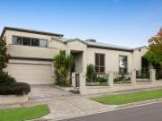 A Modern Family Retreat with Pool & Position