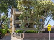 • A Modern, Sunlit Sanctuary Offering Lifestyle &...