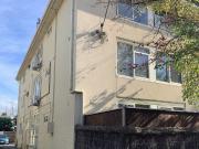 One bedroom renovated apartment in South Yarra