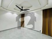 A On Excellent Location 10 Marla House Located In Citi...