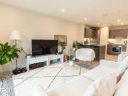 A one bedroom, one bathroom apartment on Warwick Lane,...