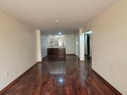 A Pasos de Av Los Quechuas/ Piso 2/Ref: Salamanca Urb....