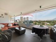 A pasos de metro los Dominicos