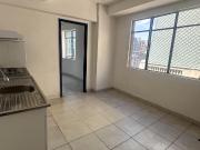 A pasos de metro U de chile/ departamento u oficina 1...