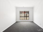 Spacious Family Home with Theatre Room and Jubilee Club...