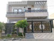 A Prime Location House Of 10 Marla On Satiana Road...
