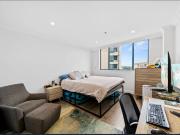 A Private Urban Oasis With Rooftop Entertainer's Haven
