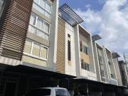 A Property That Works for You – Live or Lease This QC...