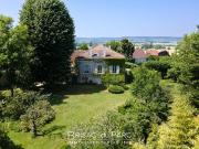 A proximité des villages viticoles de renommée mondiale...