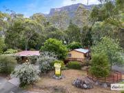 A Rare Gem In The Heart Of Halls Gap Freehold Opportunity