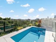 A Rare House Alternative in Highgate Hill