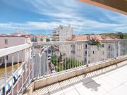 A RENOVER Antibes centre + parking privé