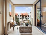 A resort lifestyle in the prized Dockside development