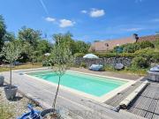 A Rocamadour belle longère avec piscine avec une superbe vue