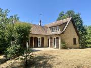 À SAINTE LIVRADE SUR LOT MAISON EN PIERRE T5 EN CAMPAGNE...