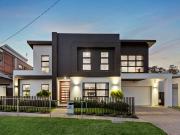 Minimal Maintenance Luxury Complete with Ocean Glimpse