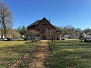 A Sédan, grande maison de caractère sur 8327 m² de...