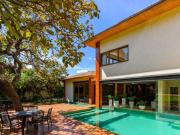 À sombra do pé de pequi, respire. E inspire