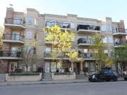 A south facing, corner 1 bdrm condo in Mission
