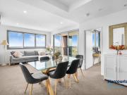 A STUNNING 2 BEDROOM APARTMENT