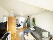 A stunning 2 bedroom flat in Arsenal, N5