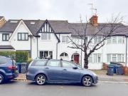 A stunning 4 bedroom terraced house in NW11 A stunning 4 bedroom terraced house in NW11